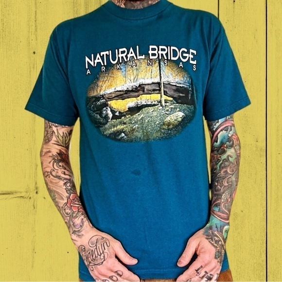 Reclaimed Vintage Other - Vintage Arkansas tourist t shirt
Natural bridge
Made in USA mens L
21x28